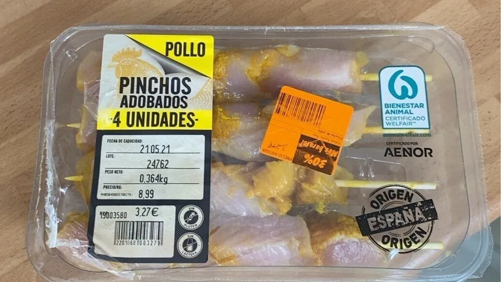 Pinchos adobados pollo