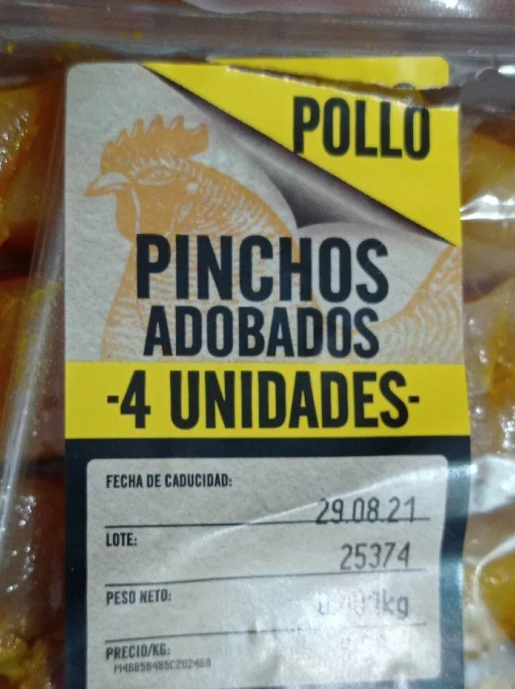 Pinchitos de pollo adobados
