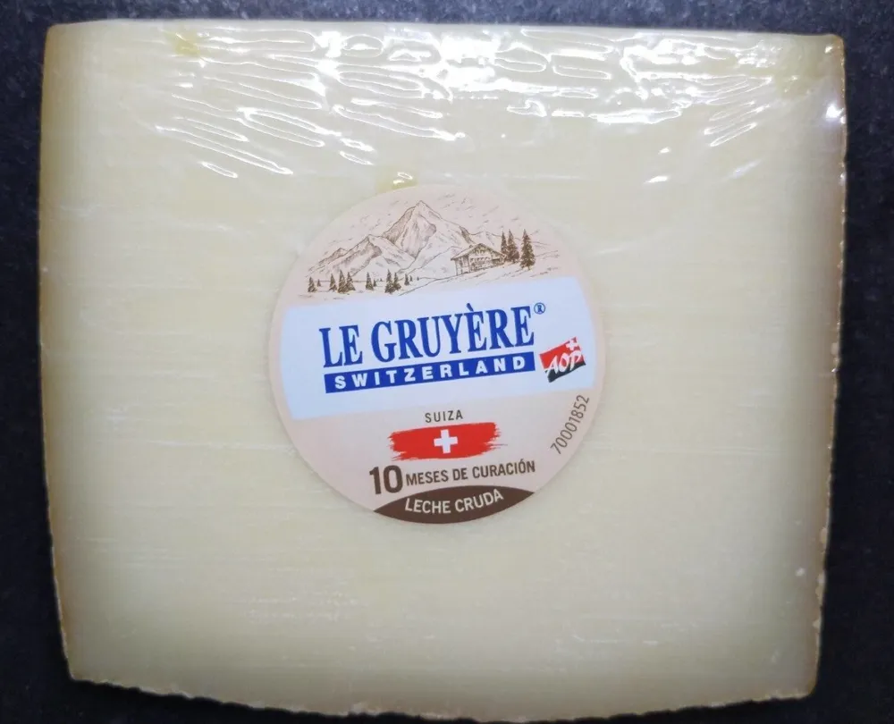 Queso gruyere suizo