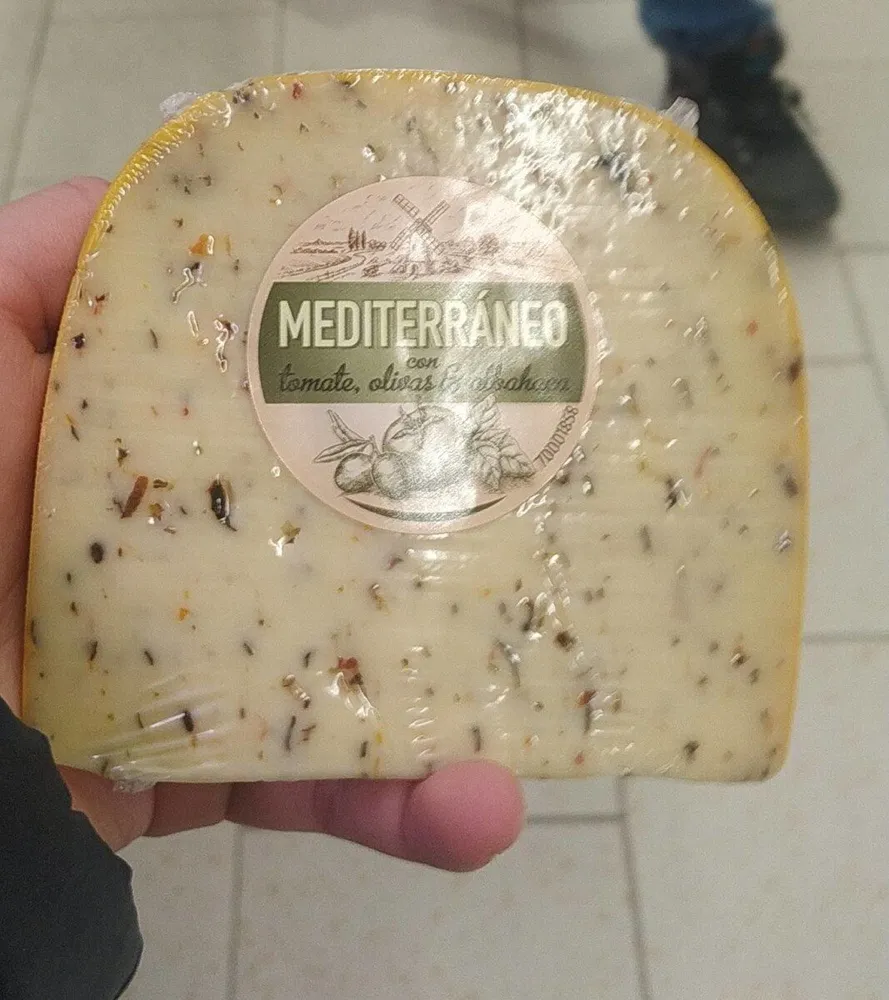 Queso mediterraneo