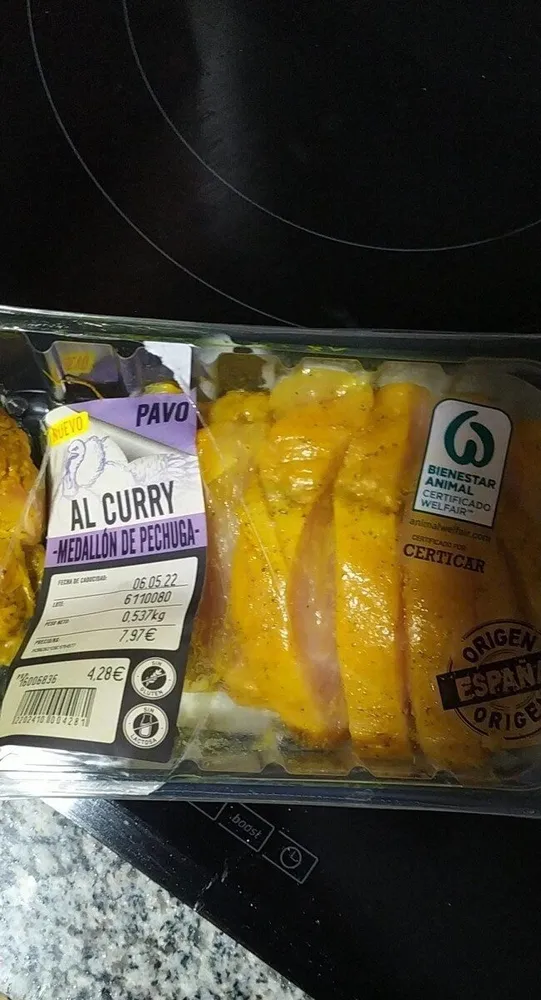 Medallón de pechuga al curry