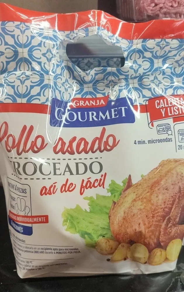Pollo asado en cuartos