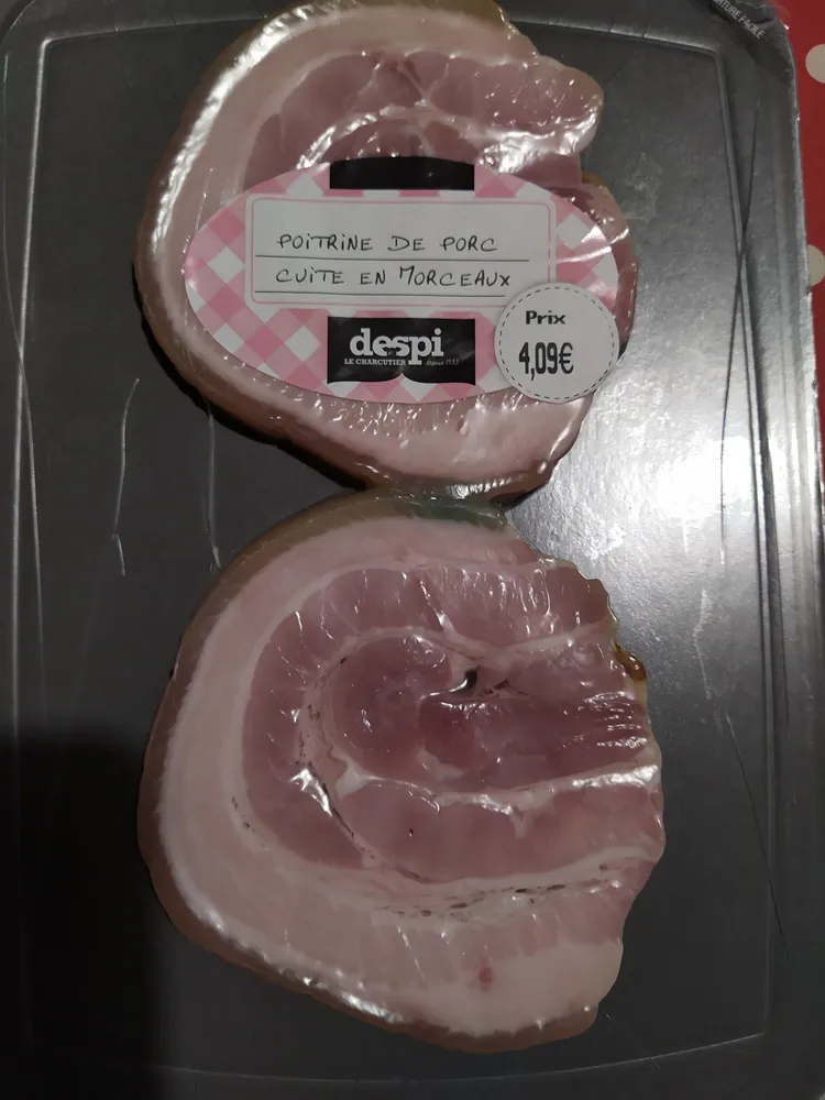 POITRINE DE PORC CUITE EN MORCEAUX