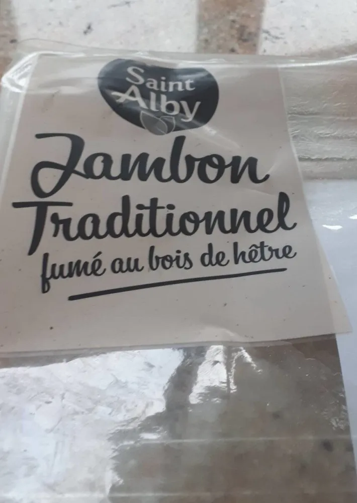 Jambon traditionnel fumé au feu e hetre