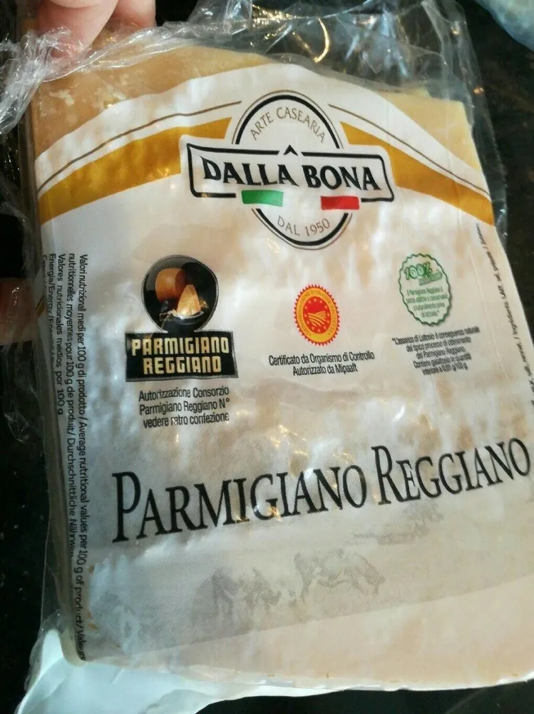Parmesan dalla bona