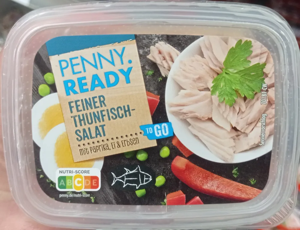 Feiner Tunfisch-Salat mit Paprika, Ei & Erbsen