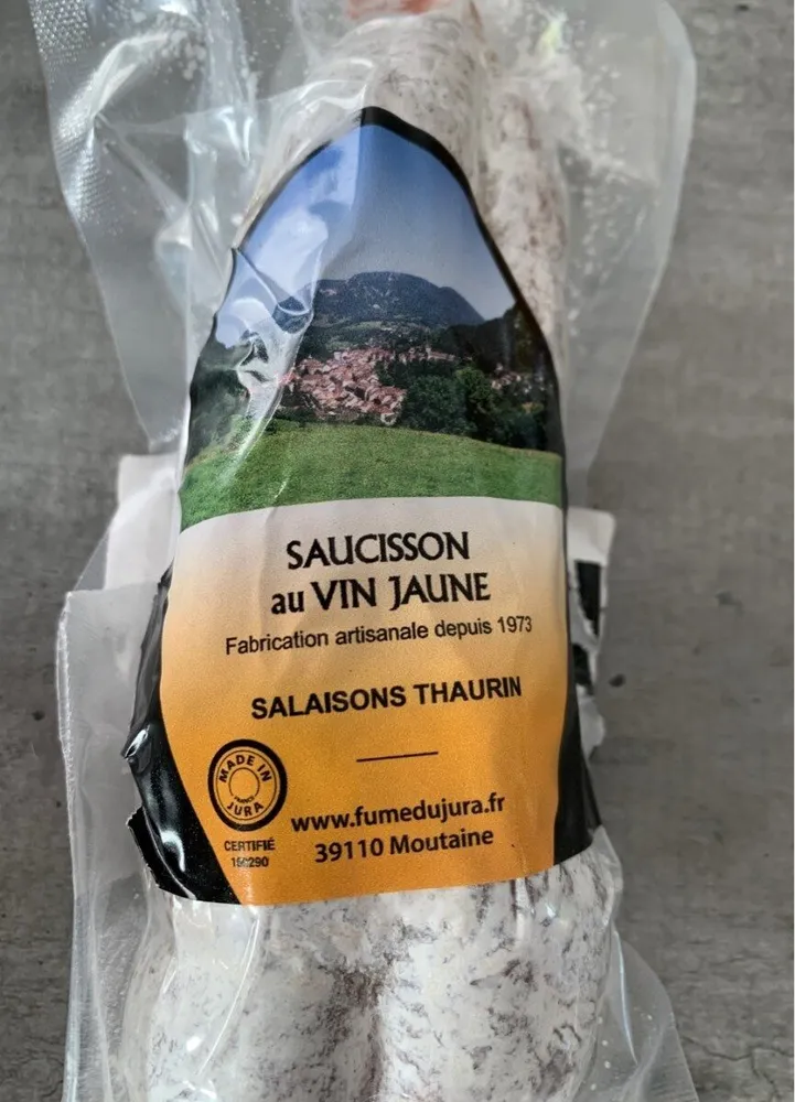 Saucisson au vin jaune