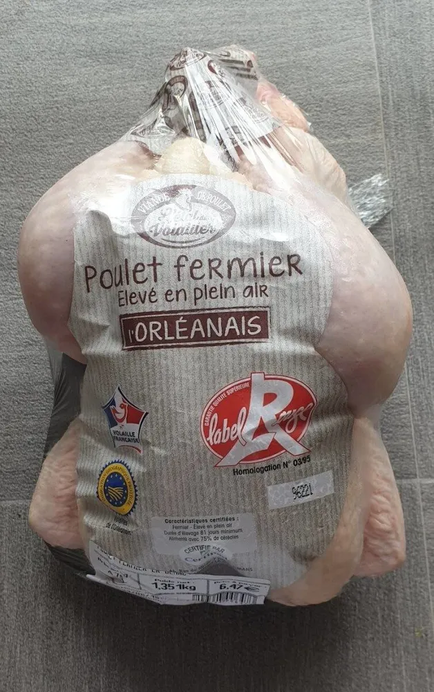 Poulet fermier élevé en plein air de l'Orléanais