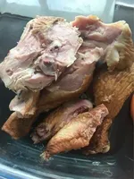 Poulet cuit fumé
