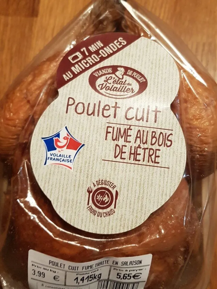 Poulet cuit fumé au bois de hêtre