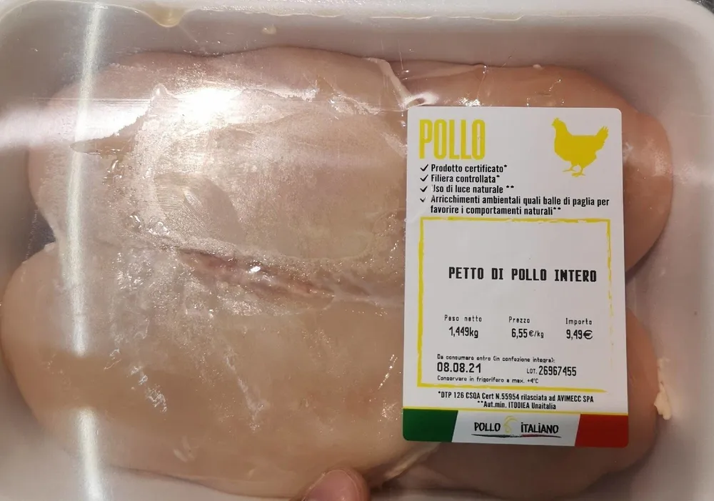 Petto di pollo intero