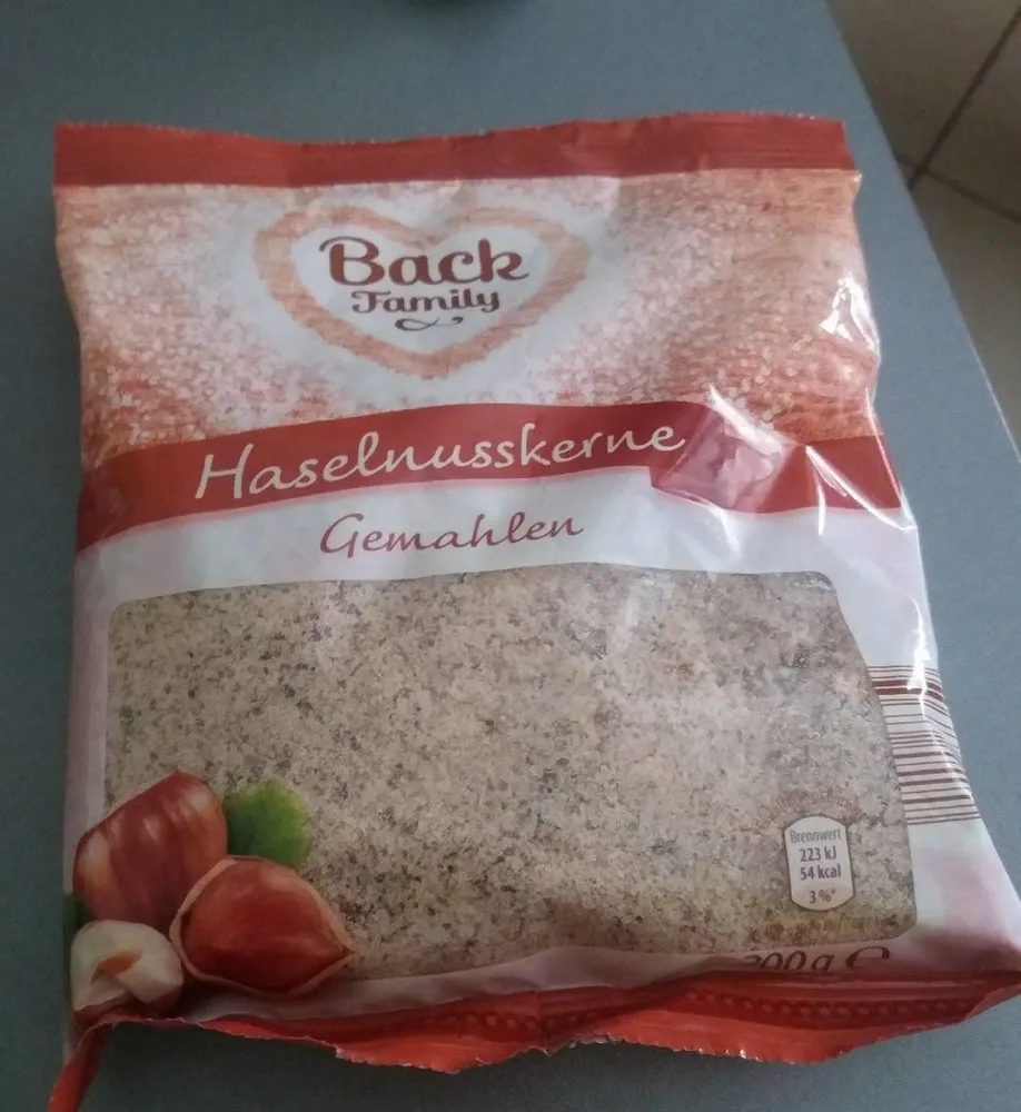 Back Family Haselnusskerne (gemahlen)