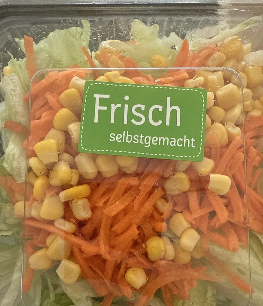 Eisbergsalat mit Mais
