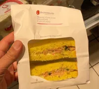 Tramezzini salmone e avocado