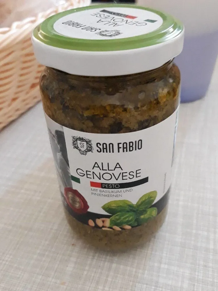 Pesto aux basilique et pignons de pin