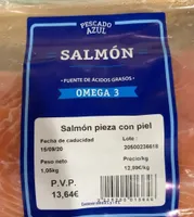 Salmon pieza con piel