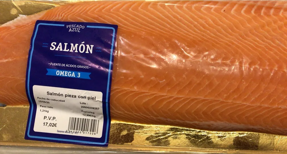 Filete de salmón con piel