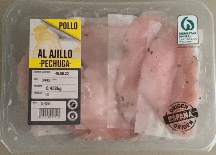 Pechuga de pollo al ajillo