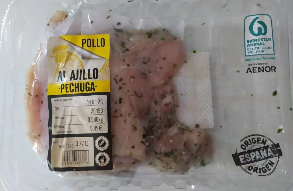 Pechuga de Pollo Al Ajillo