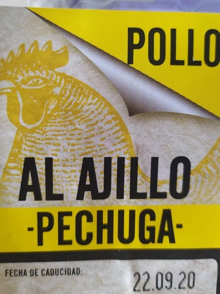 Pechuga de pollo al ajillo