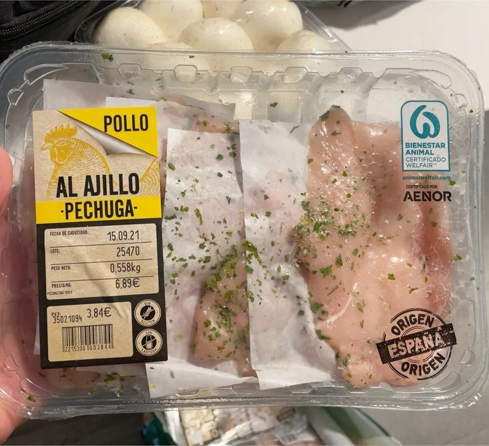 Pechuga al ajillo