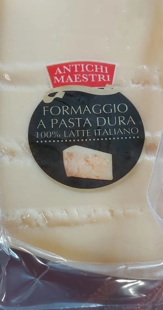 Formaggio a pasta dura