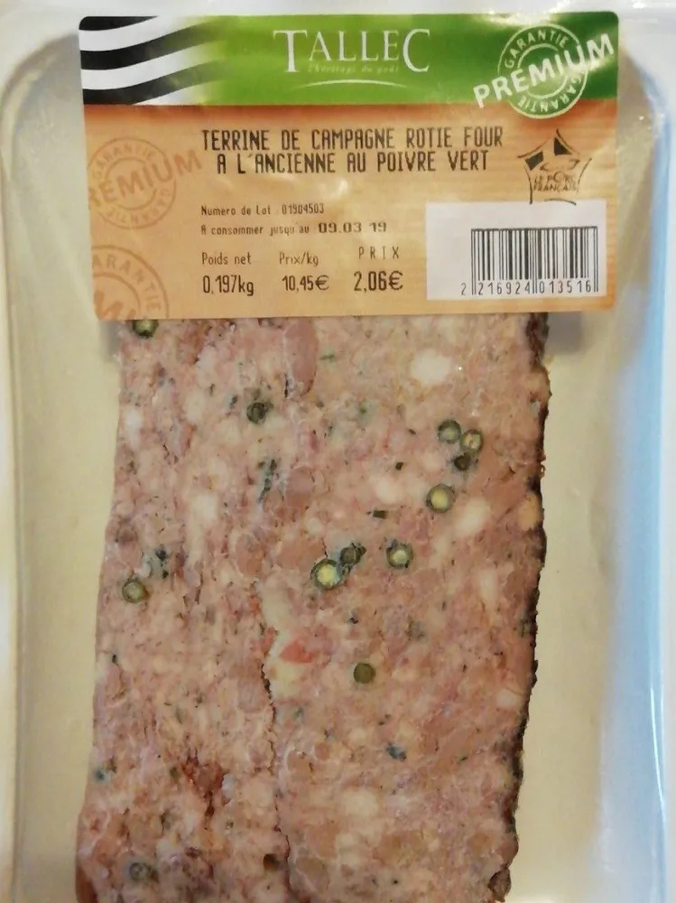 Terrine de campagne rôtie four à l'ancienne au poivre vert