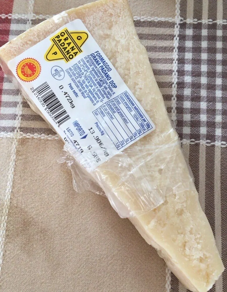 Formaggio Grana Padano DOP