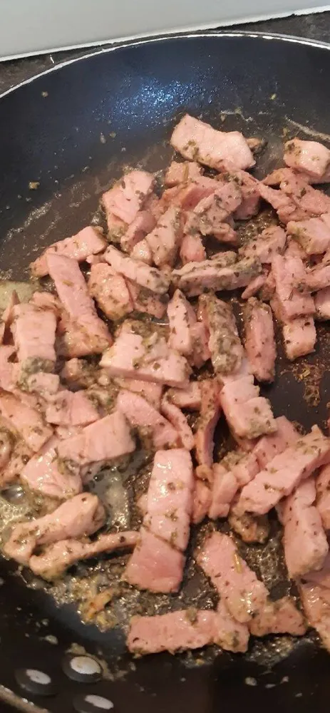 Jambon de porc mariné à l'ail