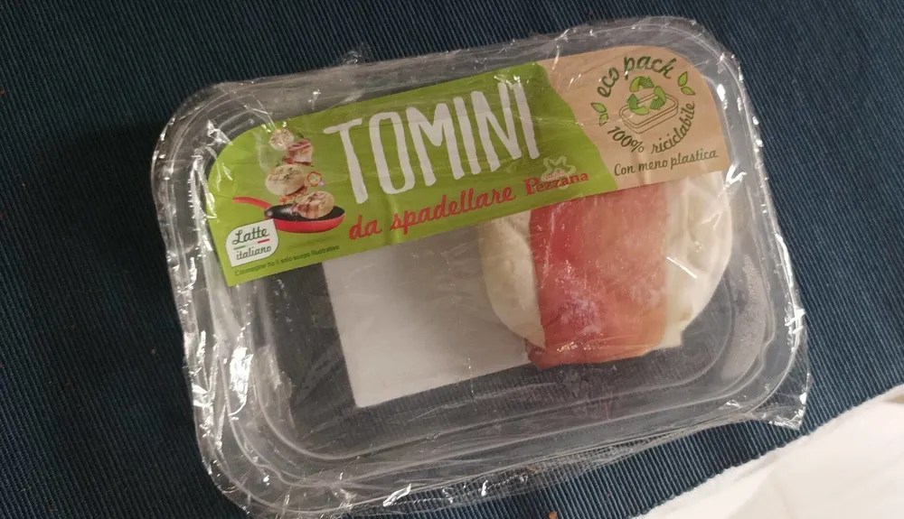Tomini