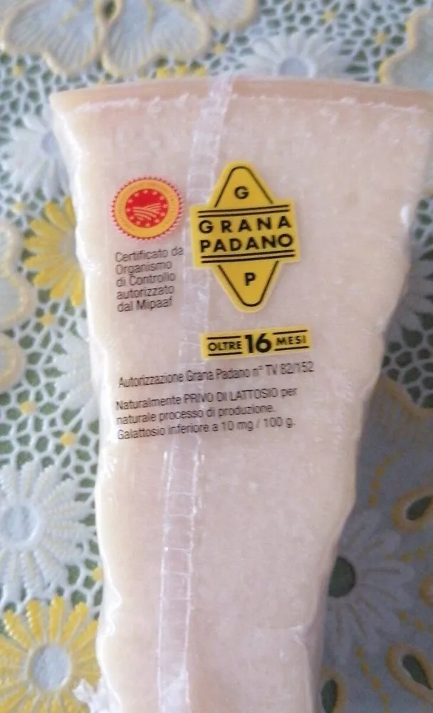 Formaggio grana padana DOP