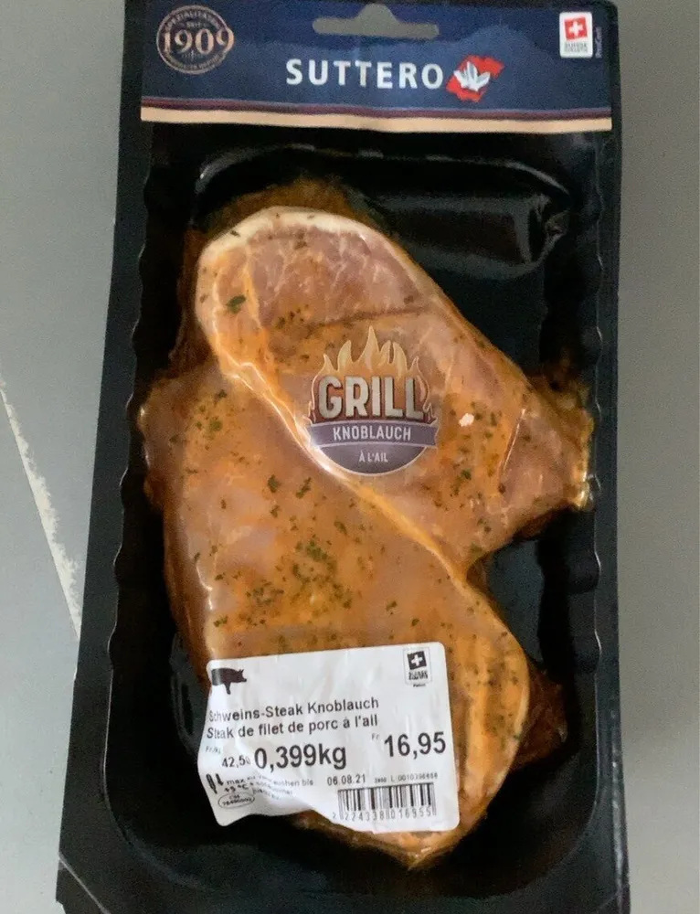 Steak de filet de porc à l’ail