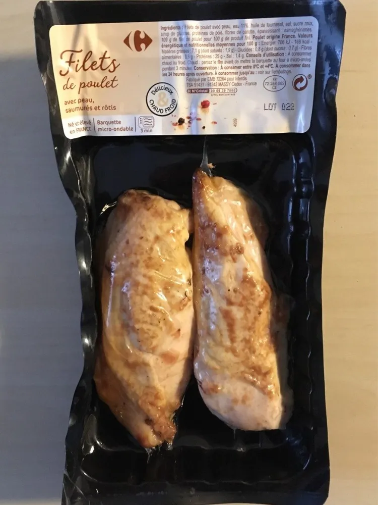 Filets de poulet avec peau saumurés et rôtis