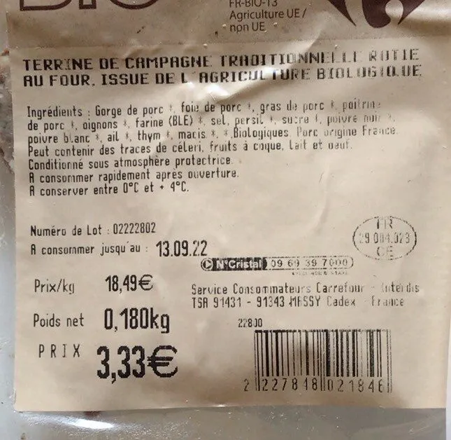 Terrine de campagne traditionnelle rôtie au four