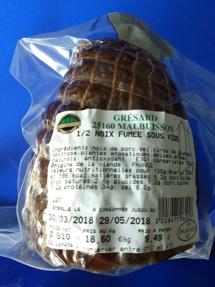 1/2 noix fumée sous vide