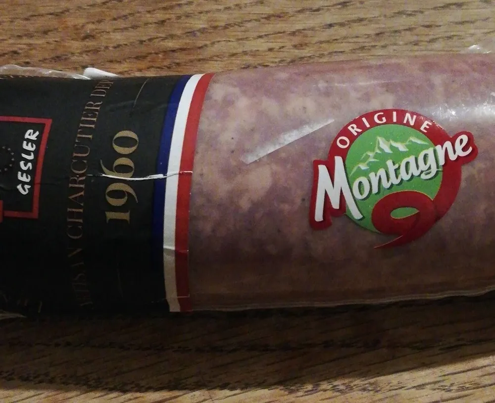 Saucisson à cuire