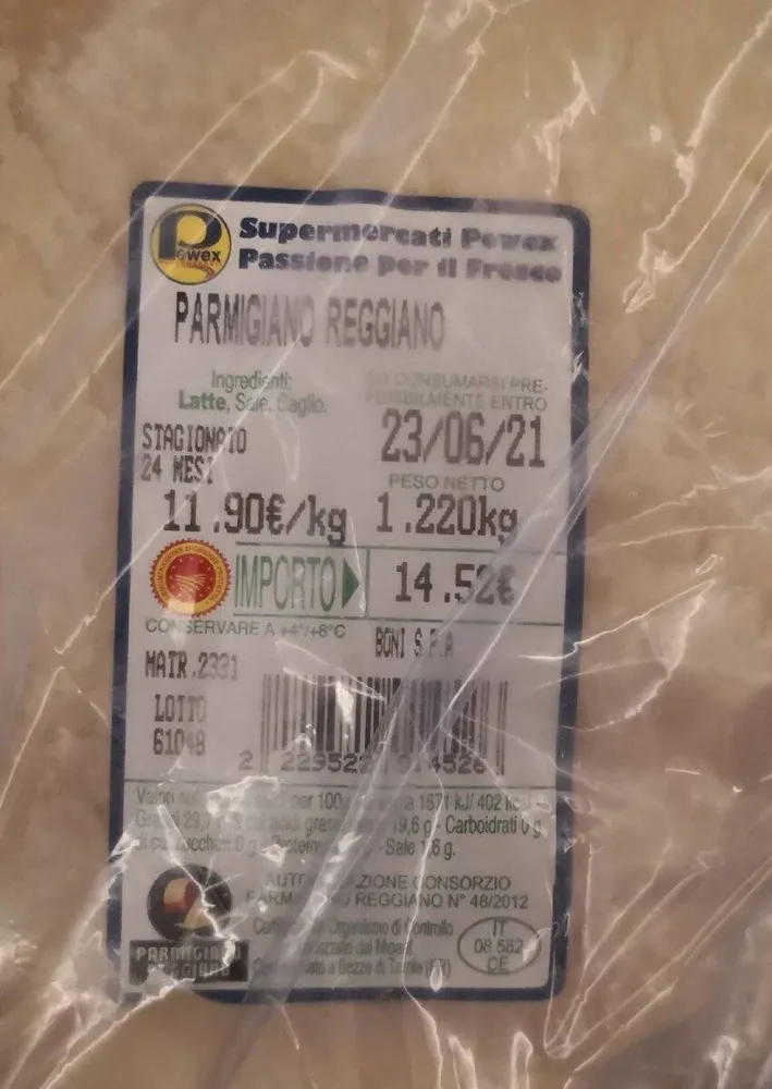 Parmigiano reggiano Pewex