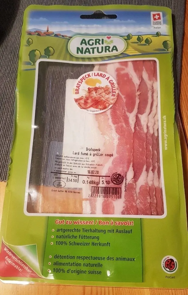 Lard fumé à griller coupé