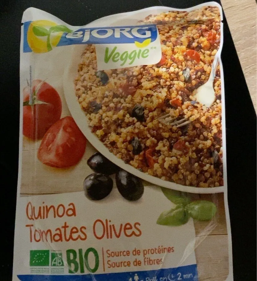 Quinoa tomates olives
