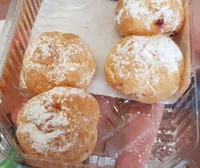 Mini profiteroles