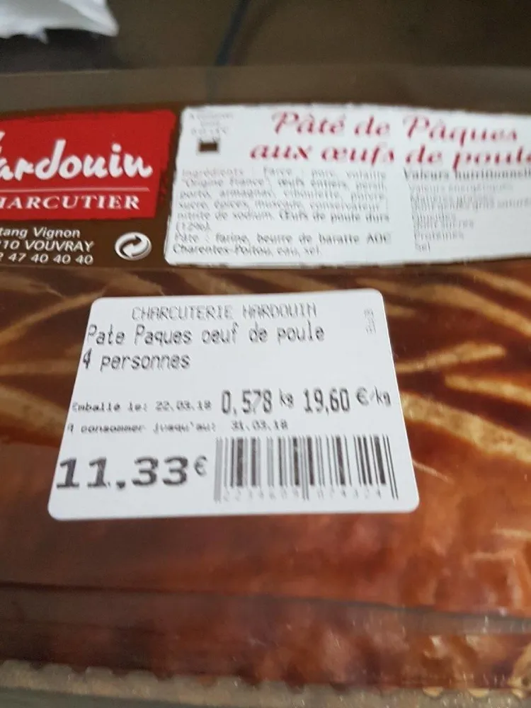 Pâte de pâques aux oeufs de poule