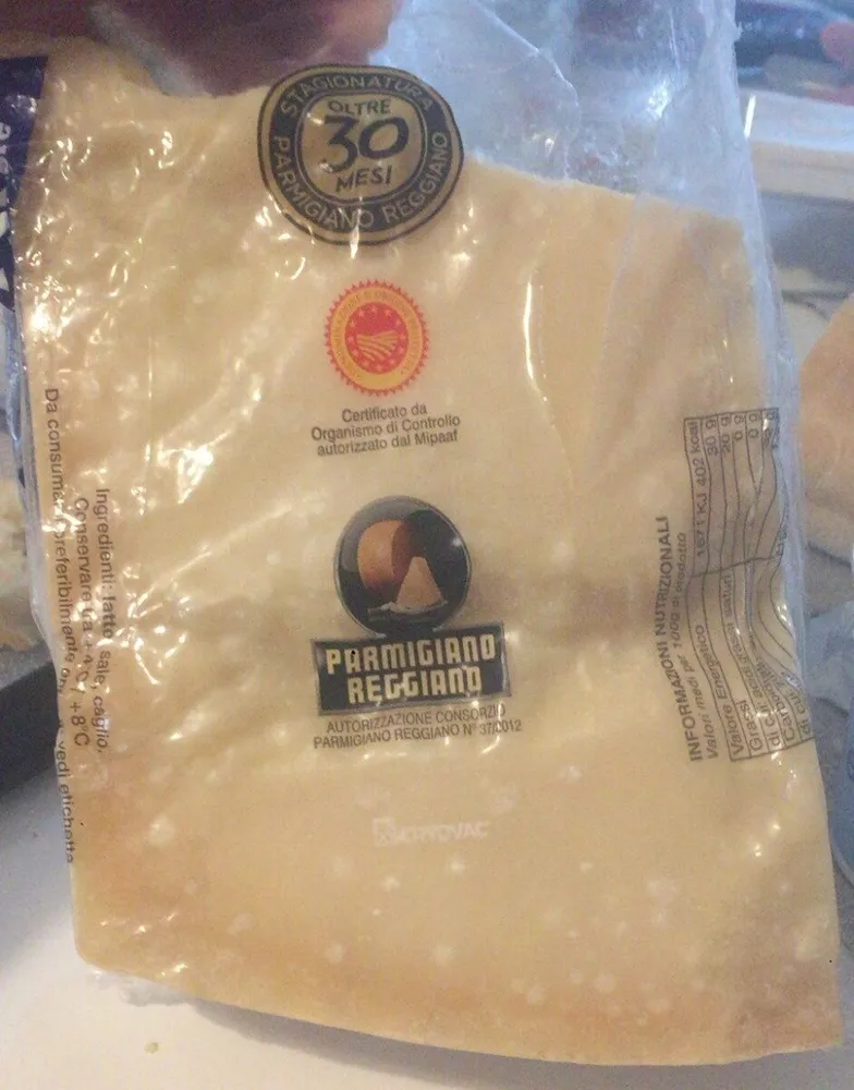 Formaggio Parmigiano reggiano d.o.p.