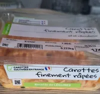 Carottes finement râpées