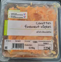 Carottes finement râpées ail et ciboulette