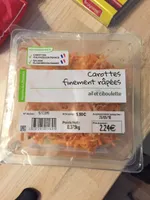 Carottes finement râpées