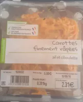Carottes finement râpées