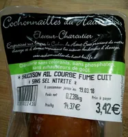 Saucisson a l'ail courbe fumé cuit