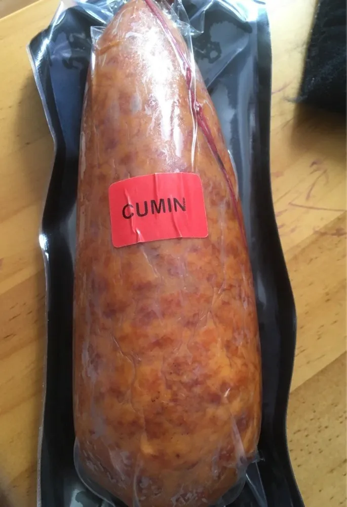 Saucisse au cumin fumee