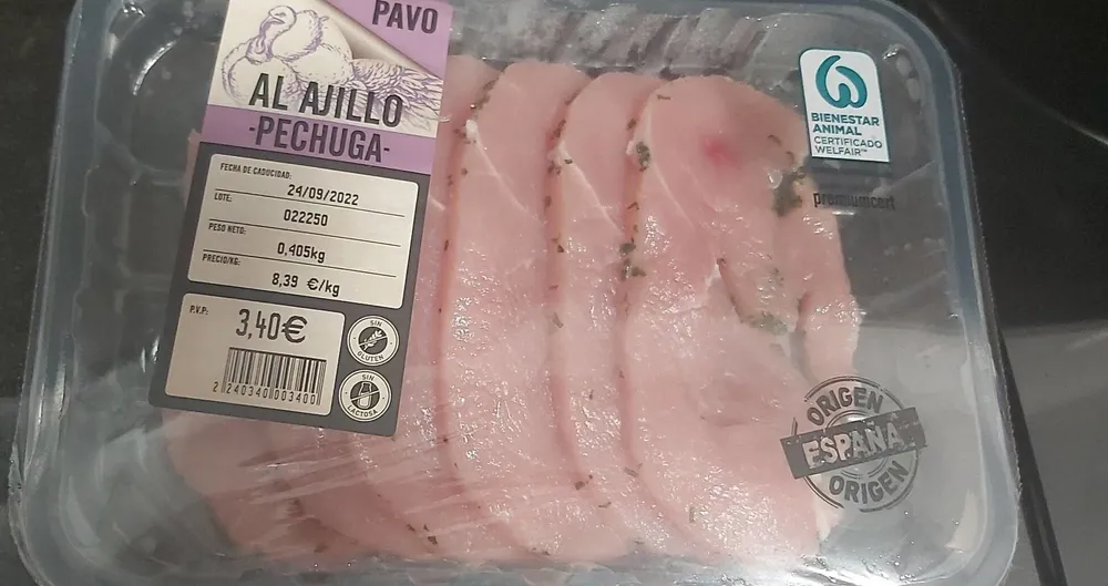 Pechugas de pavo al ajillo
