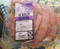 Pechugas de pavo al ajillo
